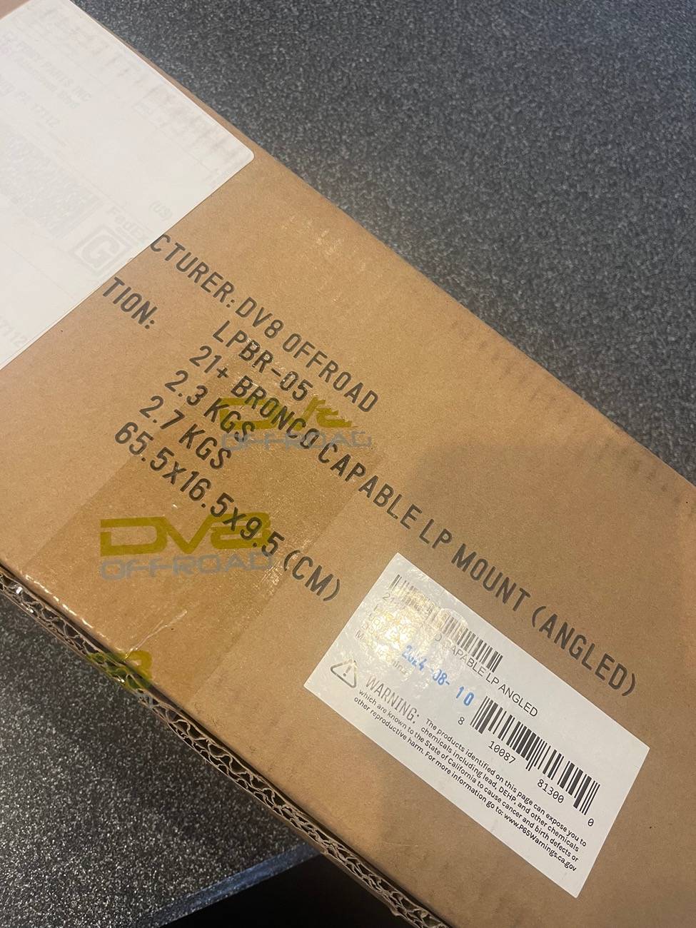 Ford Bronco DV8 License plate mount IMG_5766