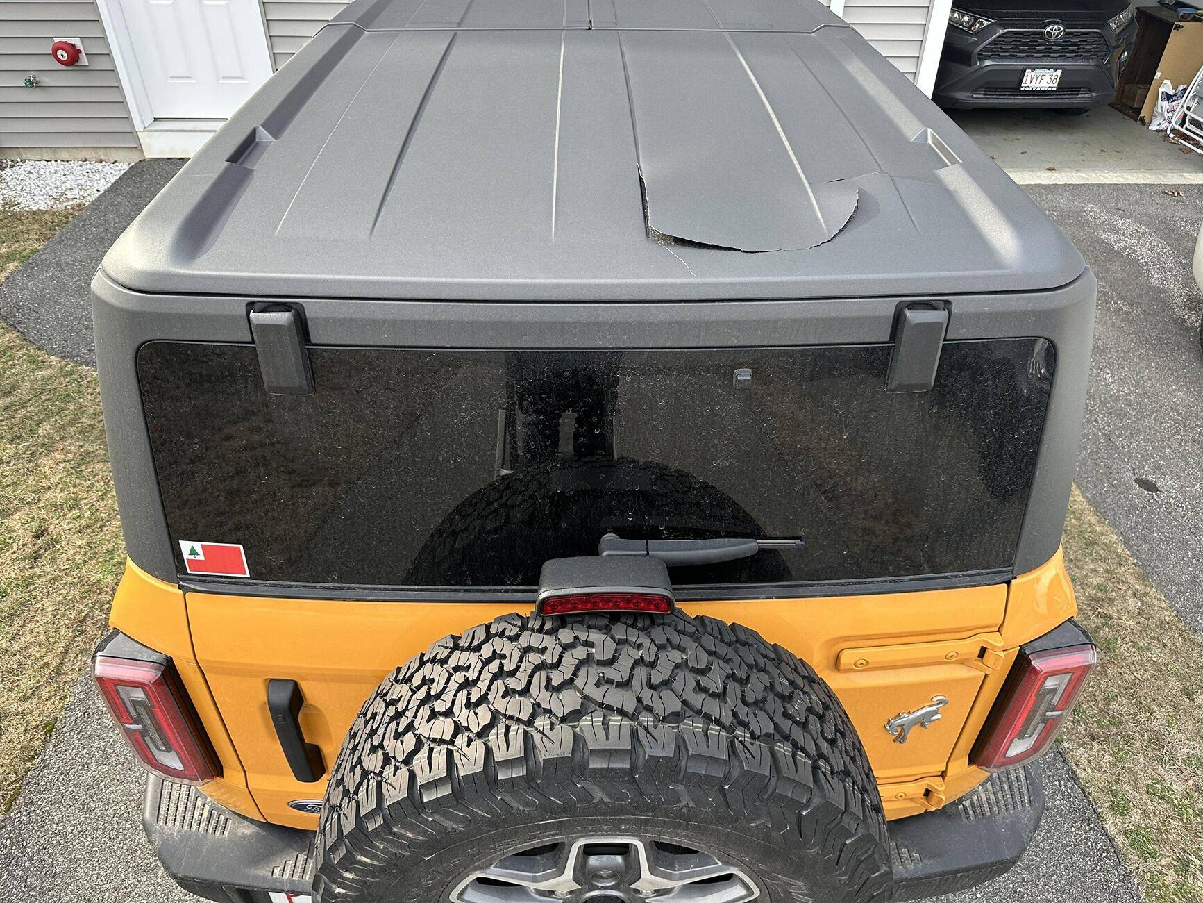 Ford Bronco Hard Top Blew Off 1740014338411-s1