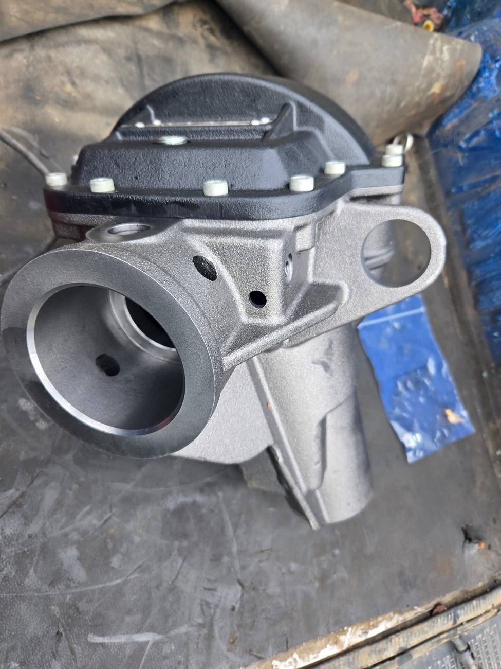 Ford Bronco Dana 60 FDU ....FITS with Extensive Modifications!!! 20250221_104230