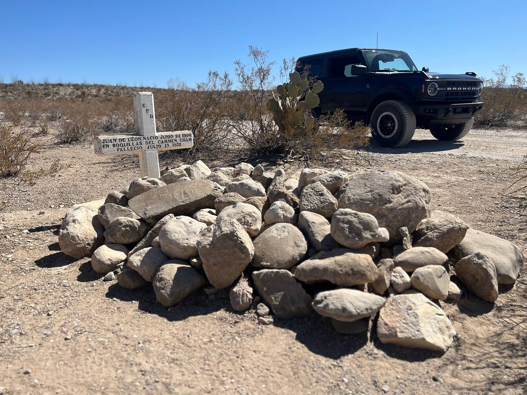 Ford Bronco What did you do TO / WITH your Bronco today? 👨🏻‍🔧🧰🚿🛠 IMG_1577