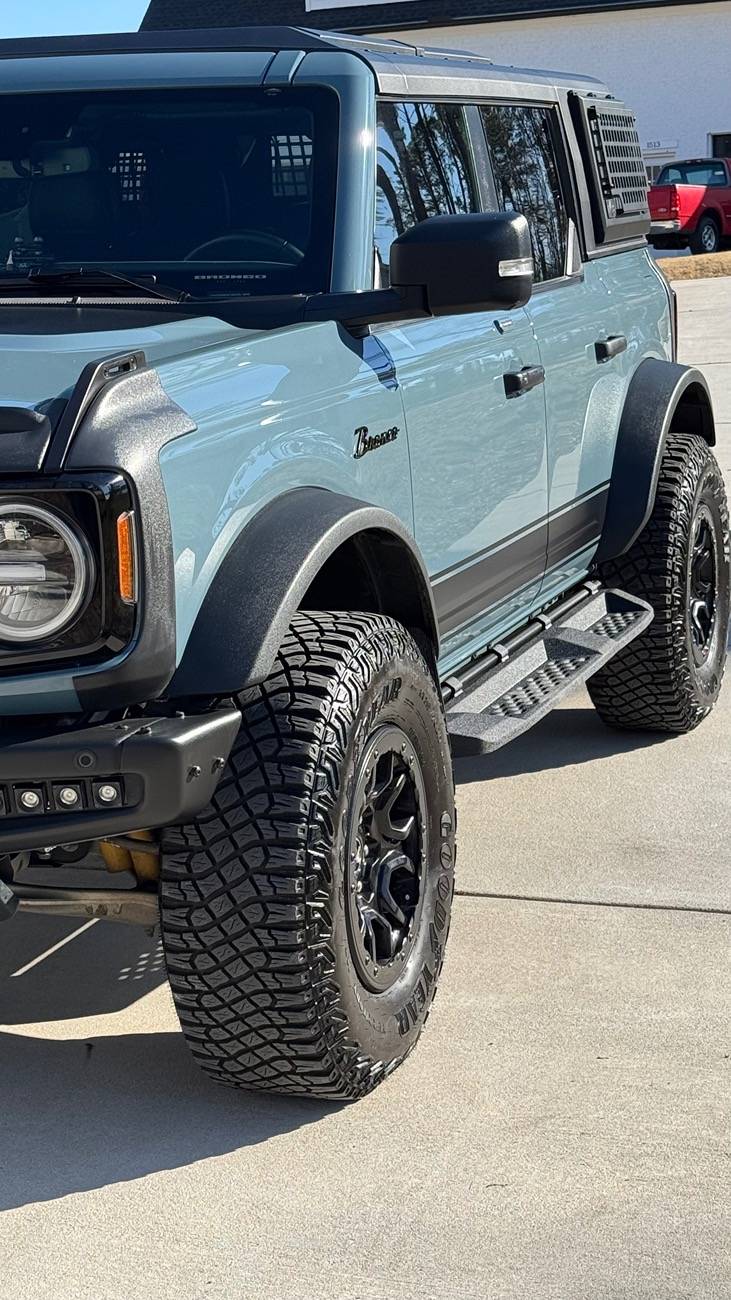 Ford Bronco Armadillo Designs Aluminum Hardtop IMG_4572
