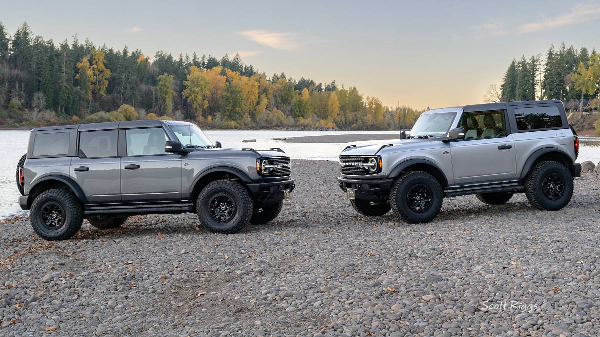 Ford Bronco 2DR -> 4DR -> 2DR 2023_030_006