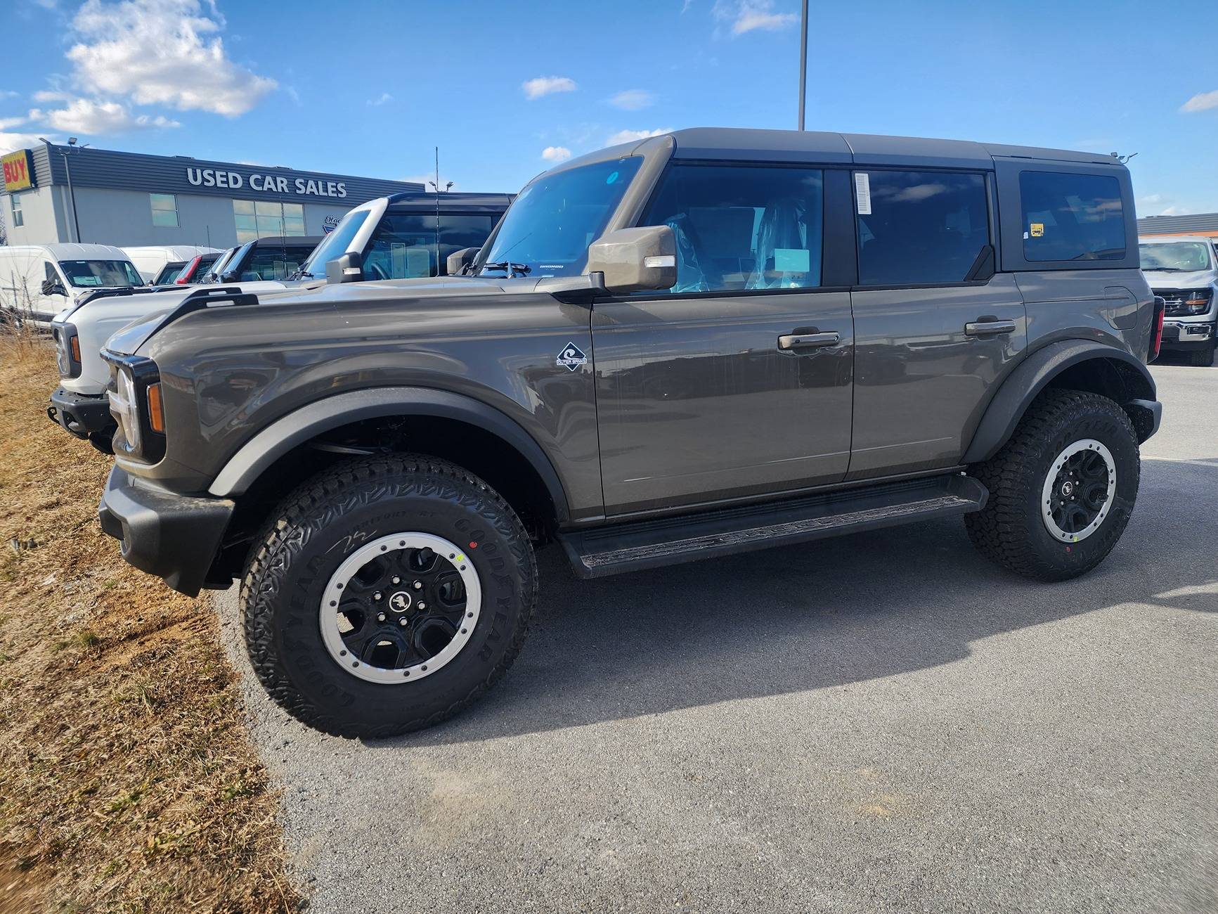Ford Bronco MARSH GRAY Bronco Club 20250225_145954