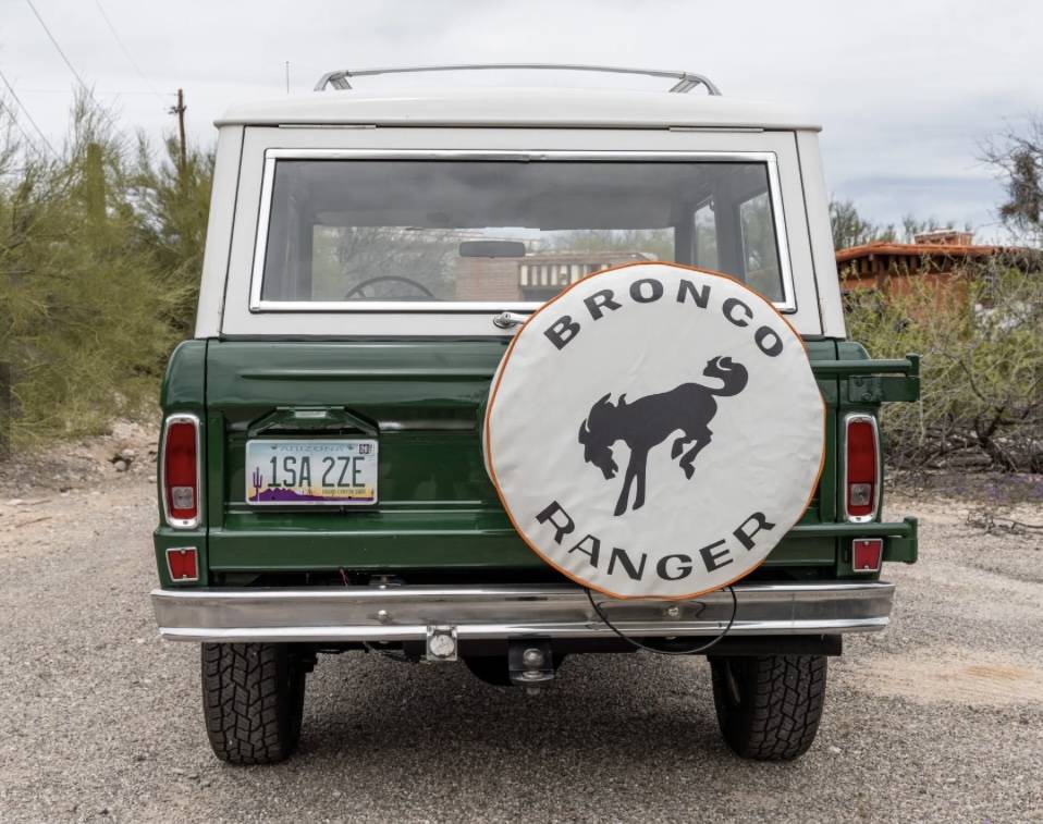 Ford Bronco "Old School" Classic Bronco Looks [Photos Edition] -- post pics of your build! IMG_5001