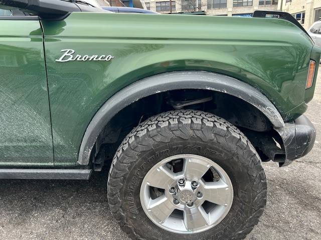 Ford Bronco "Old School" Classic Bronco Looks [Photos Edition] -- post pics of your build! Close U
