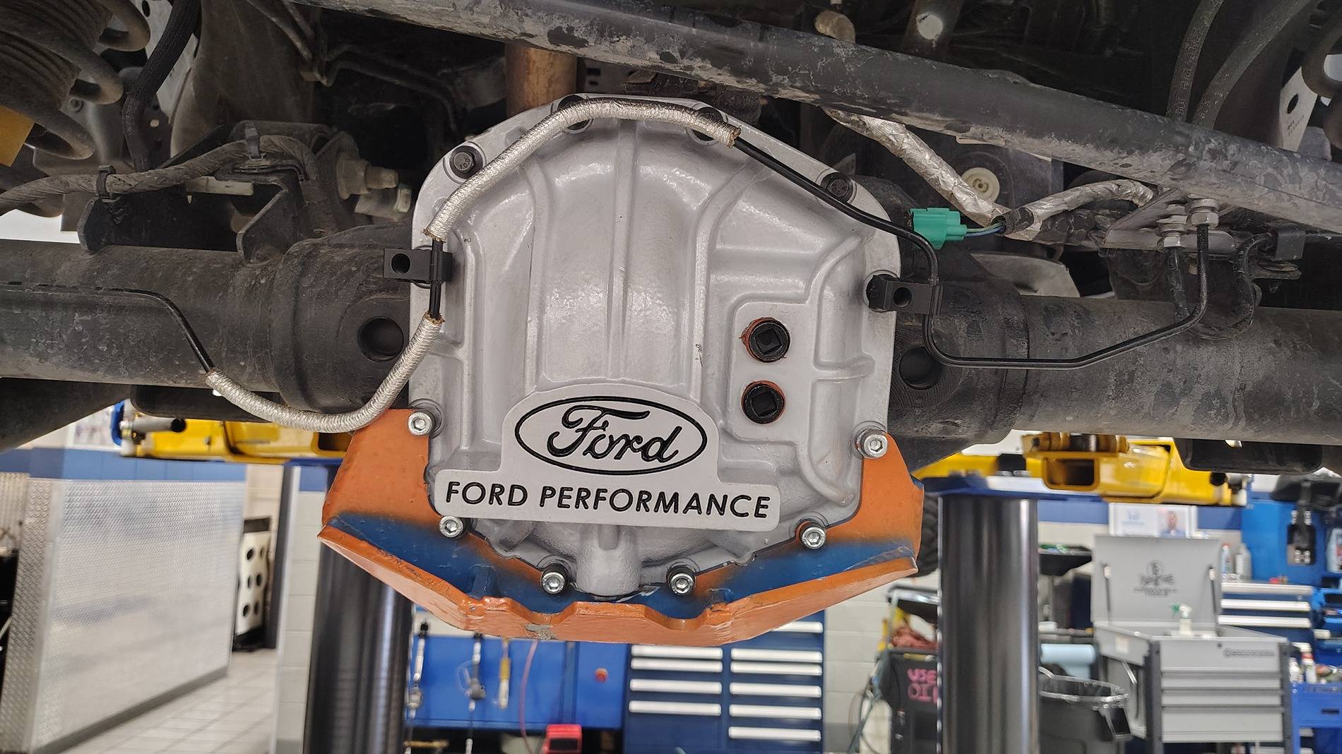 Ford Bronco Installed the Ford Performance differential cover and made my diff skid fit. 1000009704