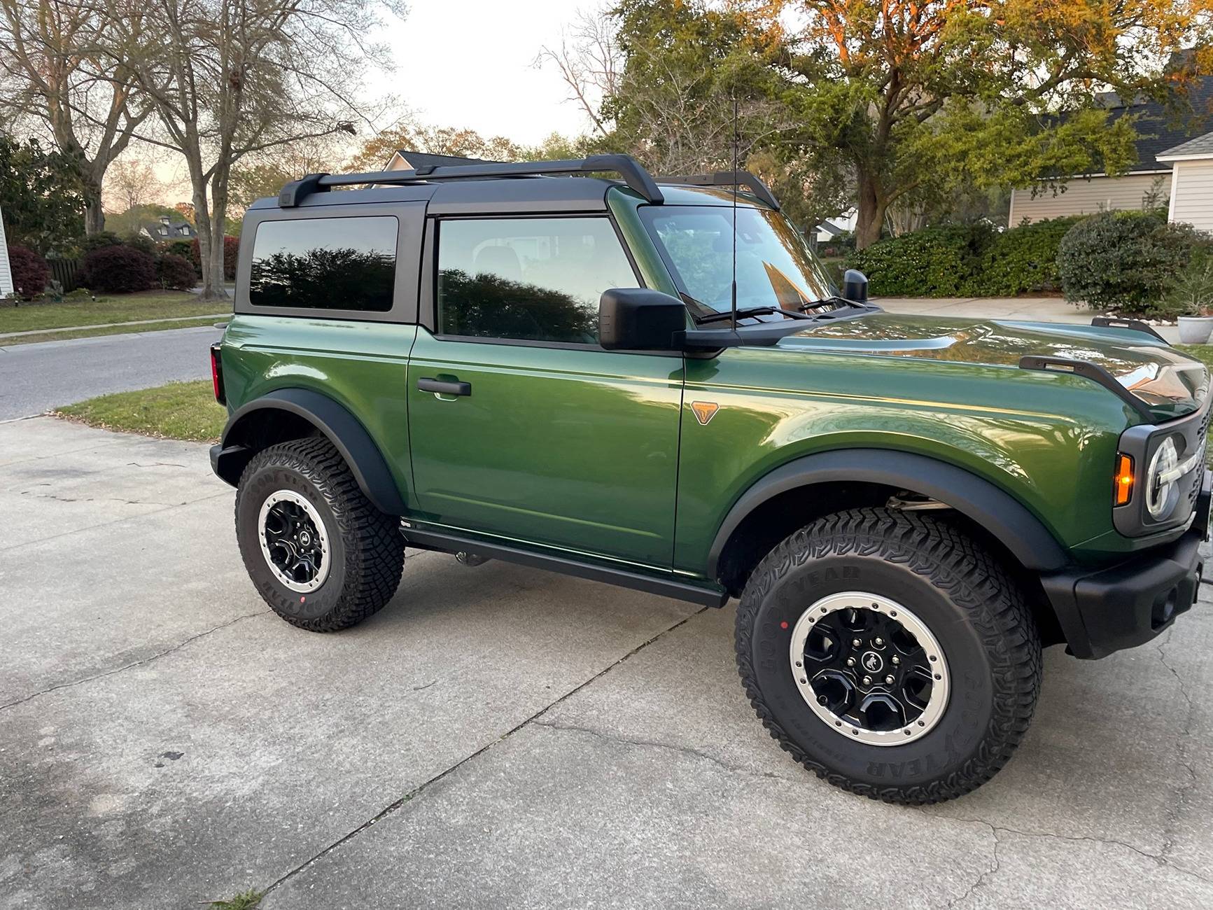 Ford Bronco Lets SEE them 2 Door ERUPTION GREEN bronco's and BUILDS!!!!   NEED IDEA'S!!!! Bronco1