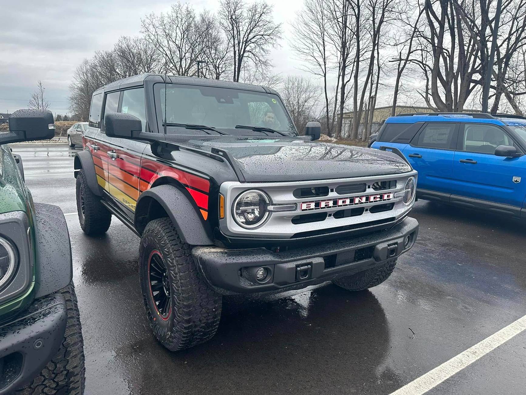 Ford Bronco Free Wheeling Bronco @ Dealership 482005419_122178807110053394_8717140726127045373_n