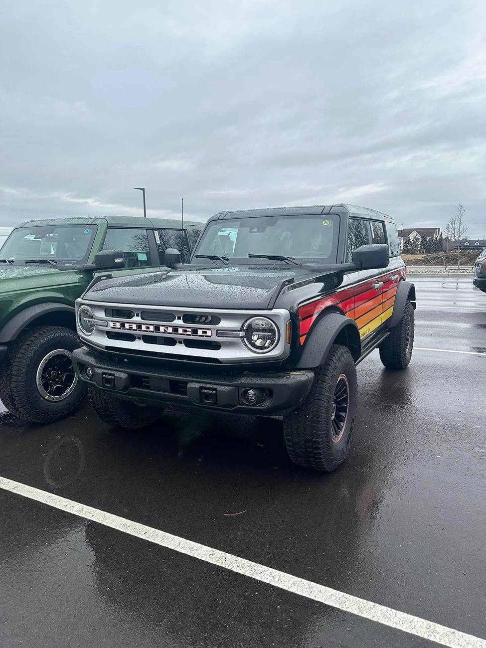 Ford Bronco Free Wheeling Bronco @ Dealership 481919070_122178807140053394_4676780356919554496_n