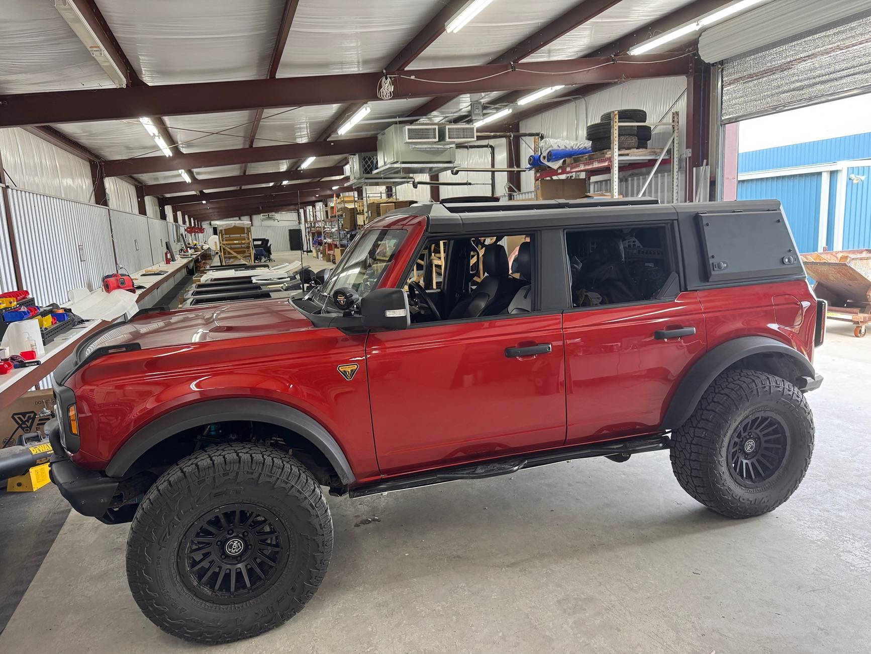 Ford Bronco Poll: Red pepper black or white bronco ? IMG_9198