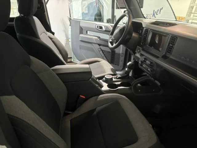 Ford Bronco 2022 Bronco 2-Door - $33,500 obo IMG_3302