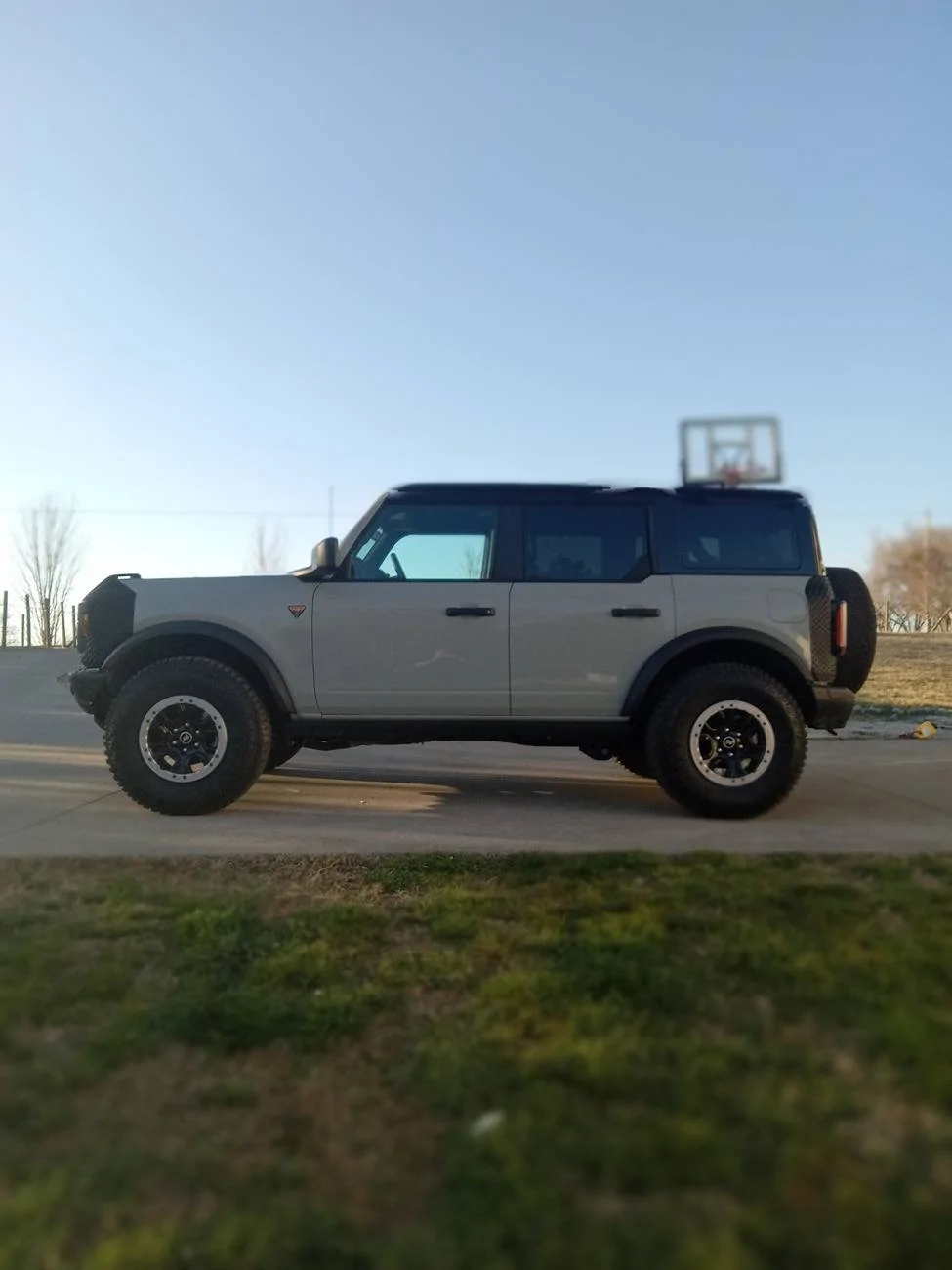 Ford Bronco CACTUS GRAY Bronco Club 20250303_172455