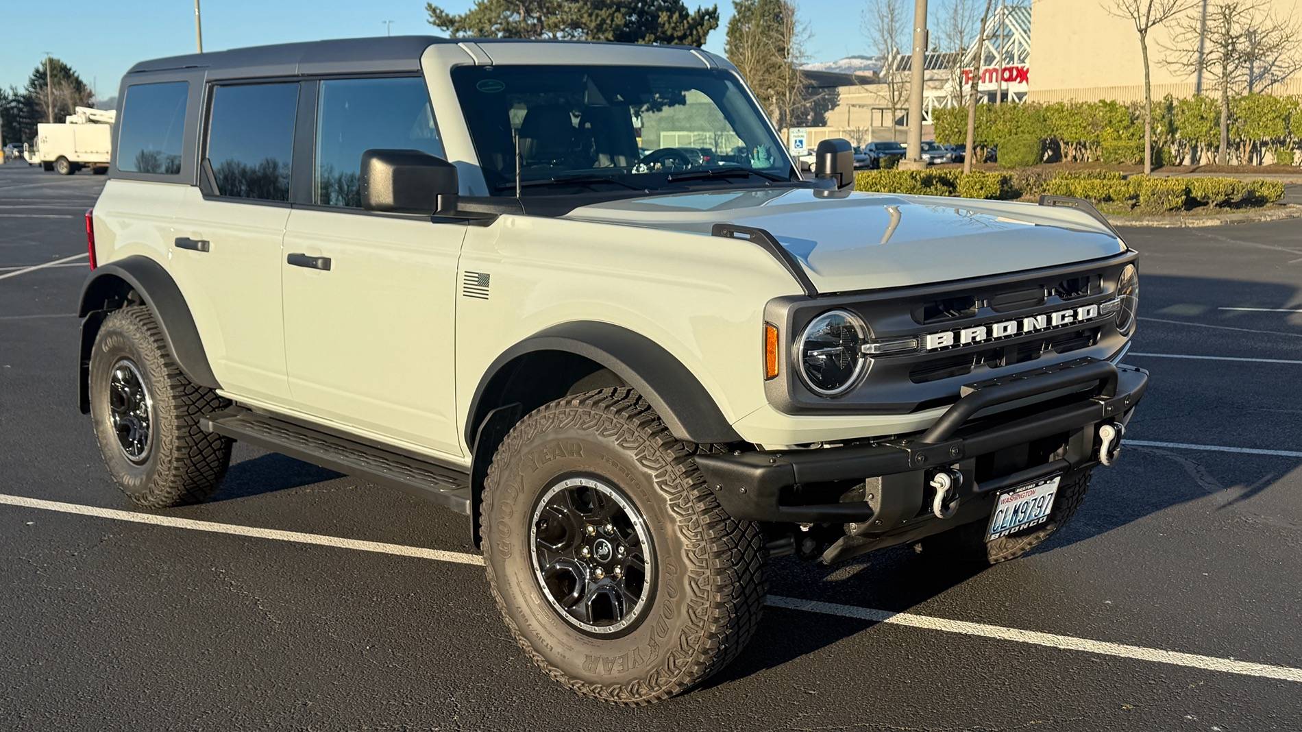 Ford Bronco CACTUS GRAY Bronco Club IMG_2136