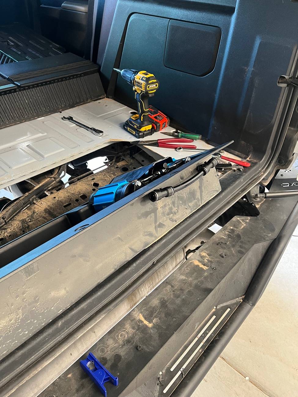 Ford Bronco DV8 In-Floor Cargo Box with Compressor Mount - off road use? IMG_1335