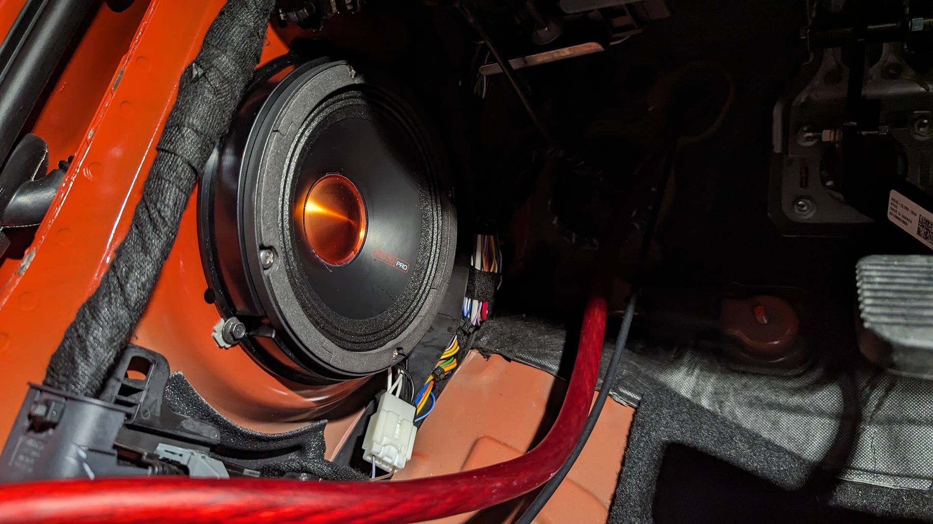 Ford Bronco Anyone changed only sub and amp in the B&O system? PXL_20240316_001957488 (1)