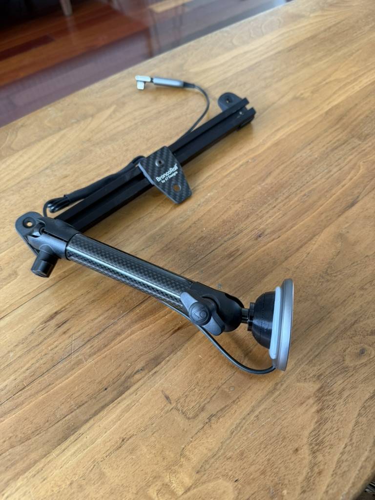 Ford Bronco Customized Magsafe iPhone Holder - half rail from 67designs BEBC8545-7491-42EB-96D6-90007F4736B5_1_105_c