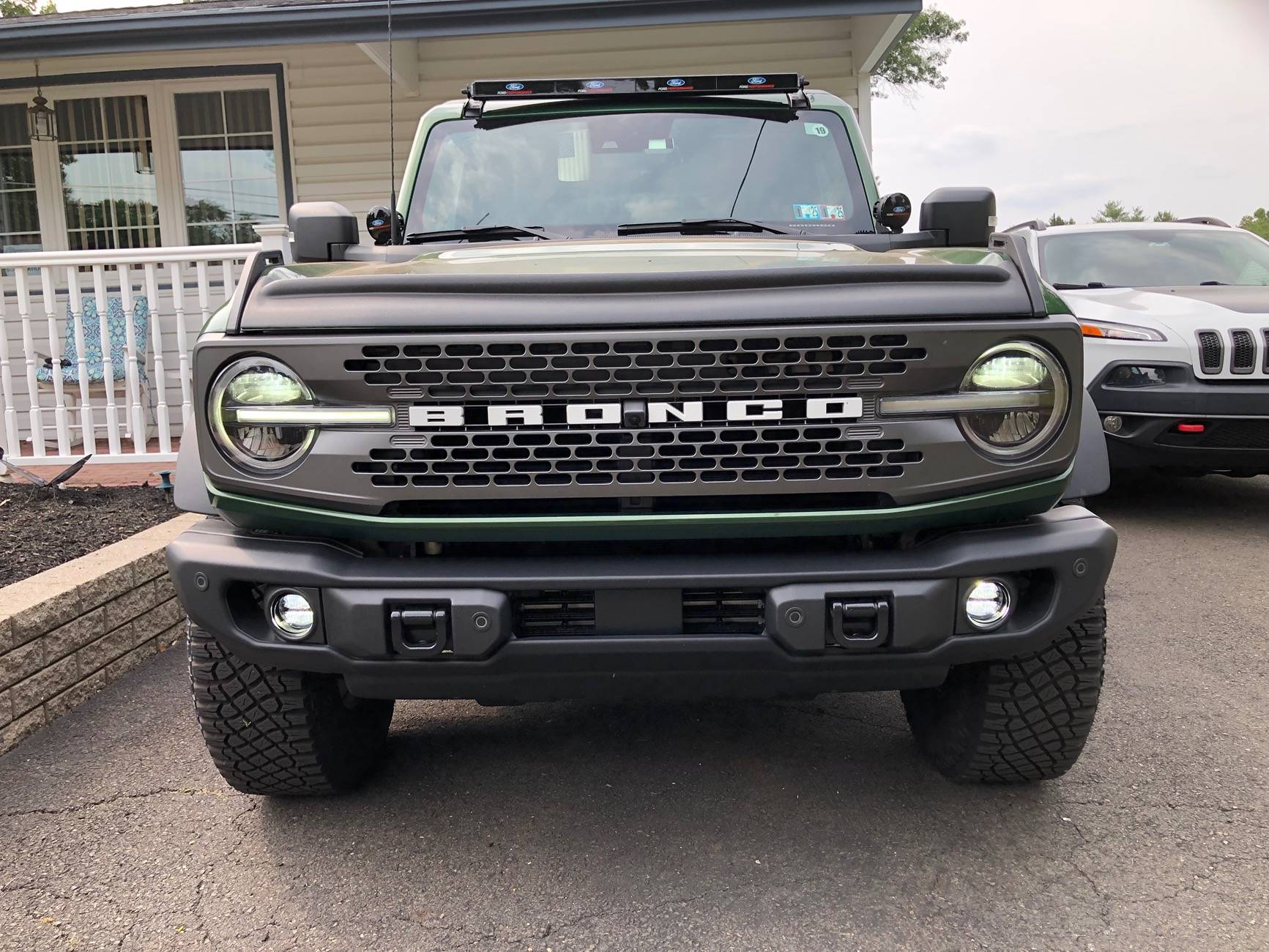 Ford Bronco POLL - Offroad lights IMG_3977