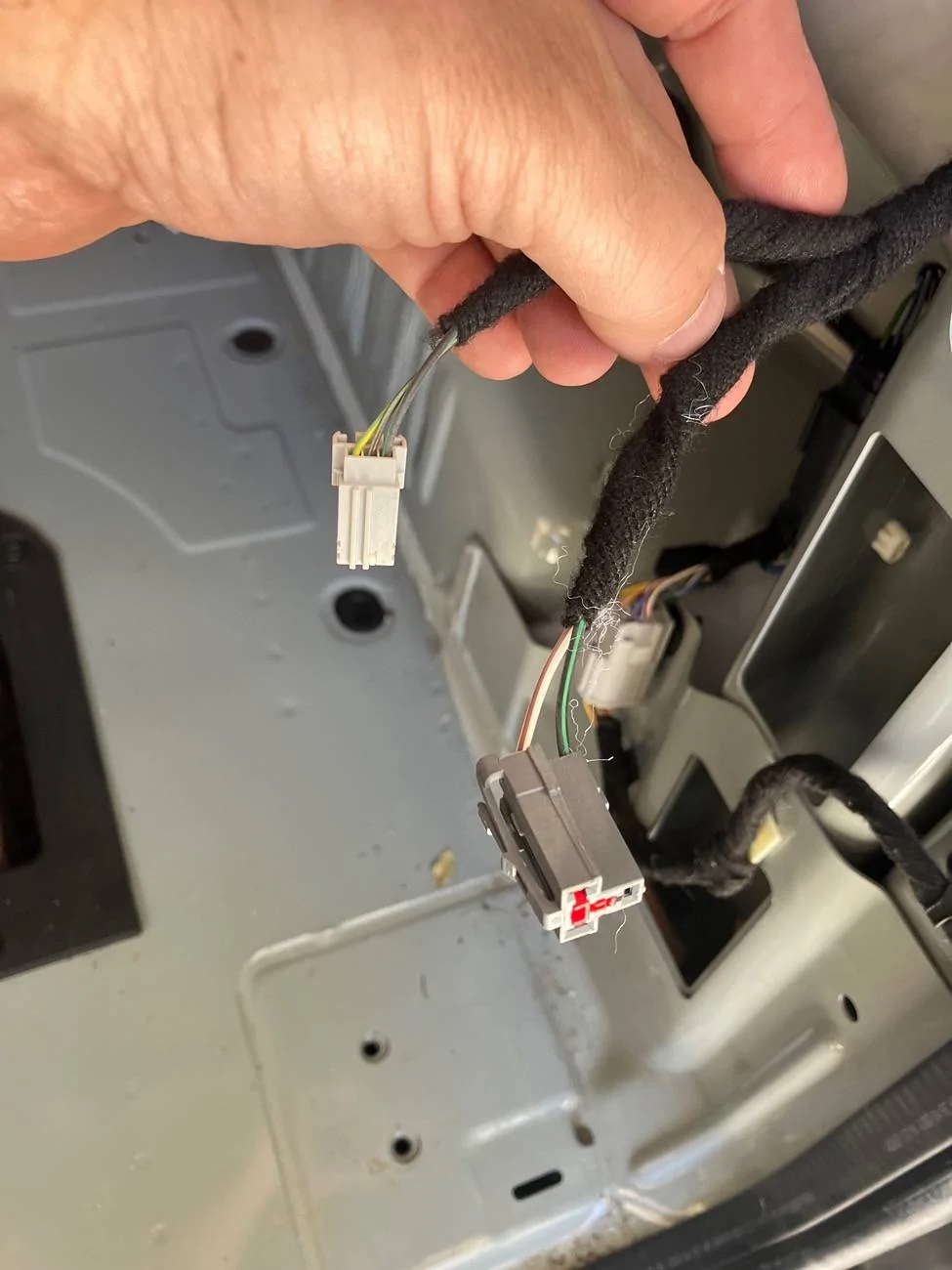 Ford Bronco Need help with Power/Ground for sub install IMG_0679