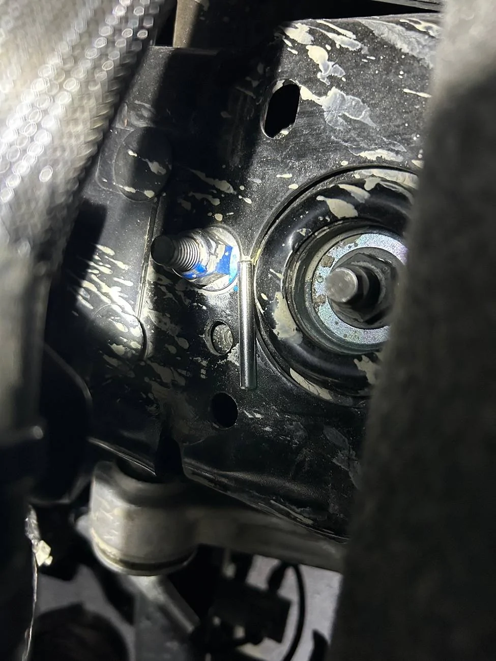 Ford Bronco Bilstein 6100 install question IMG_6002