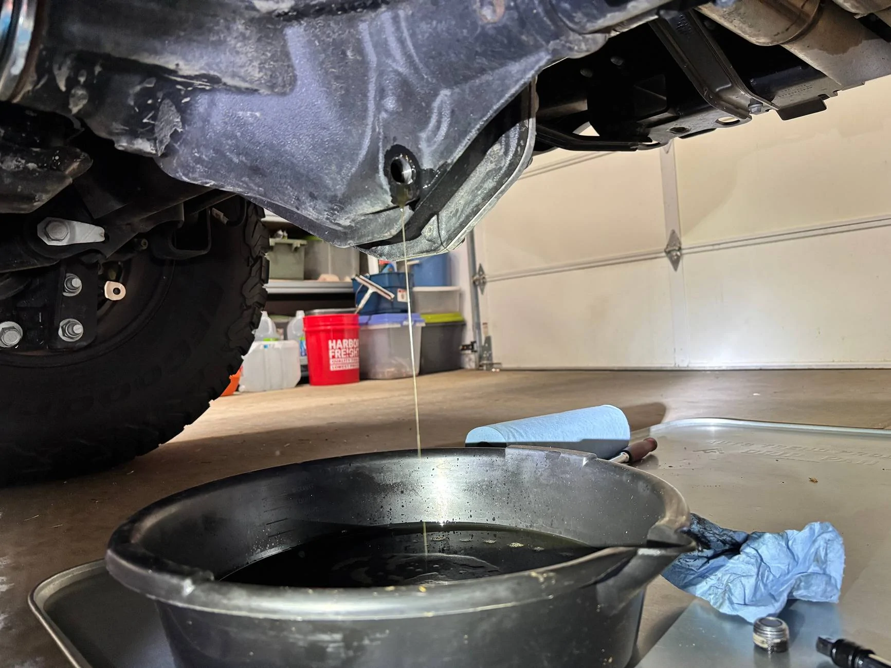 Ford Bronco Raptor rear axle drain plug IMG_1984