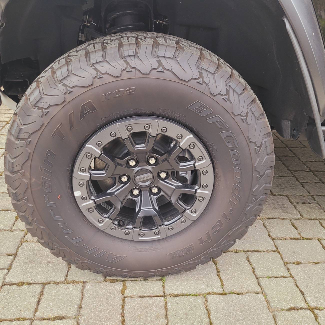 Ford Bronco Rim break in a Badlands 59f05375-046c-4959-88e5-c57d45df08df