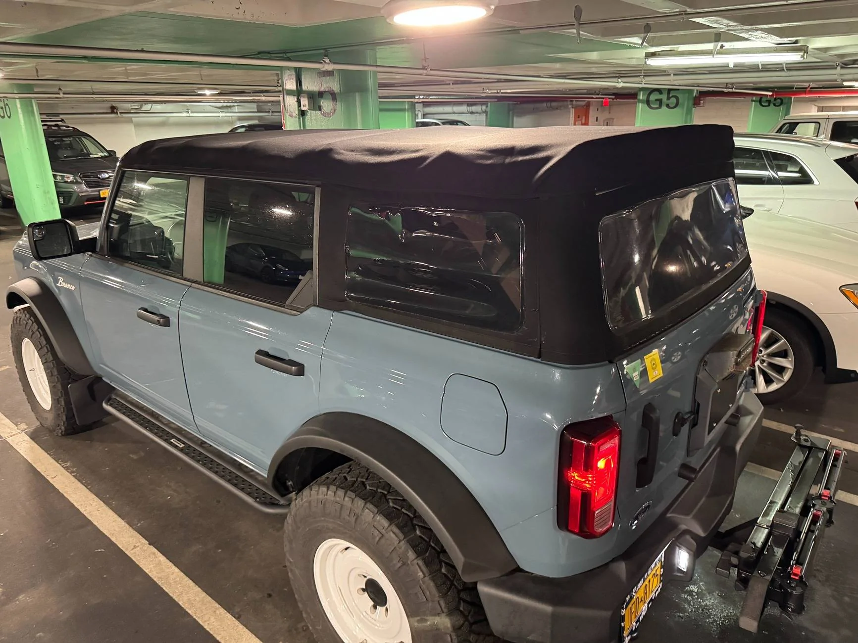 Ford Bronco FS: Soft Top with IAG Lifting Struts ($100) IMG_3971