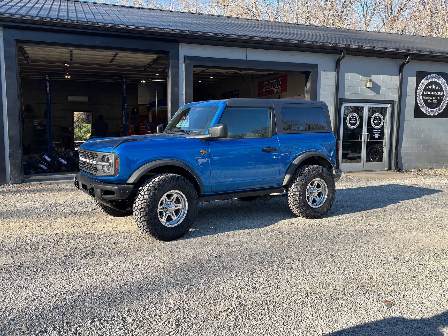Ford Bronco Show me your Bronco with polished wheels! IMG_3135