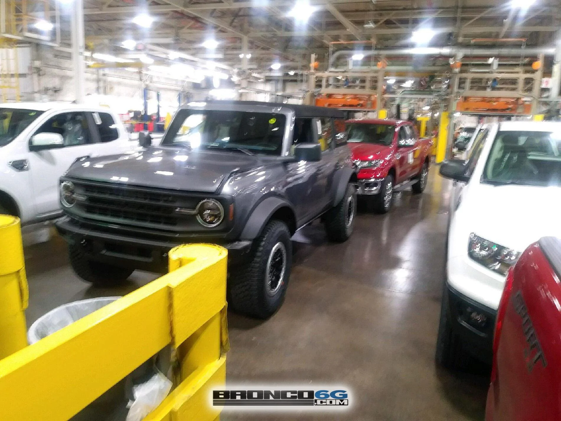 Ford Bronco 60+ Bronco Interior + Exterior Pics From Factory (by The Stig) 2021 Bronco interior factory production line photos 19