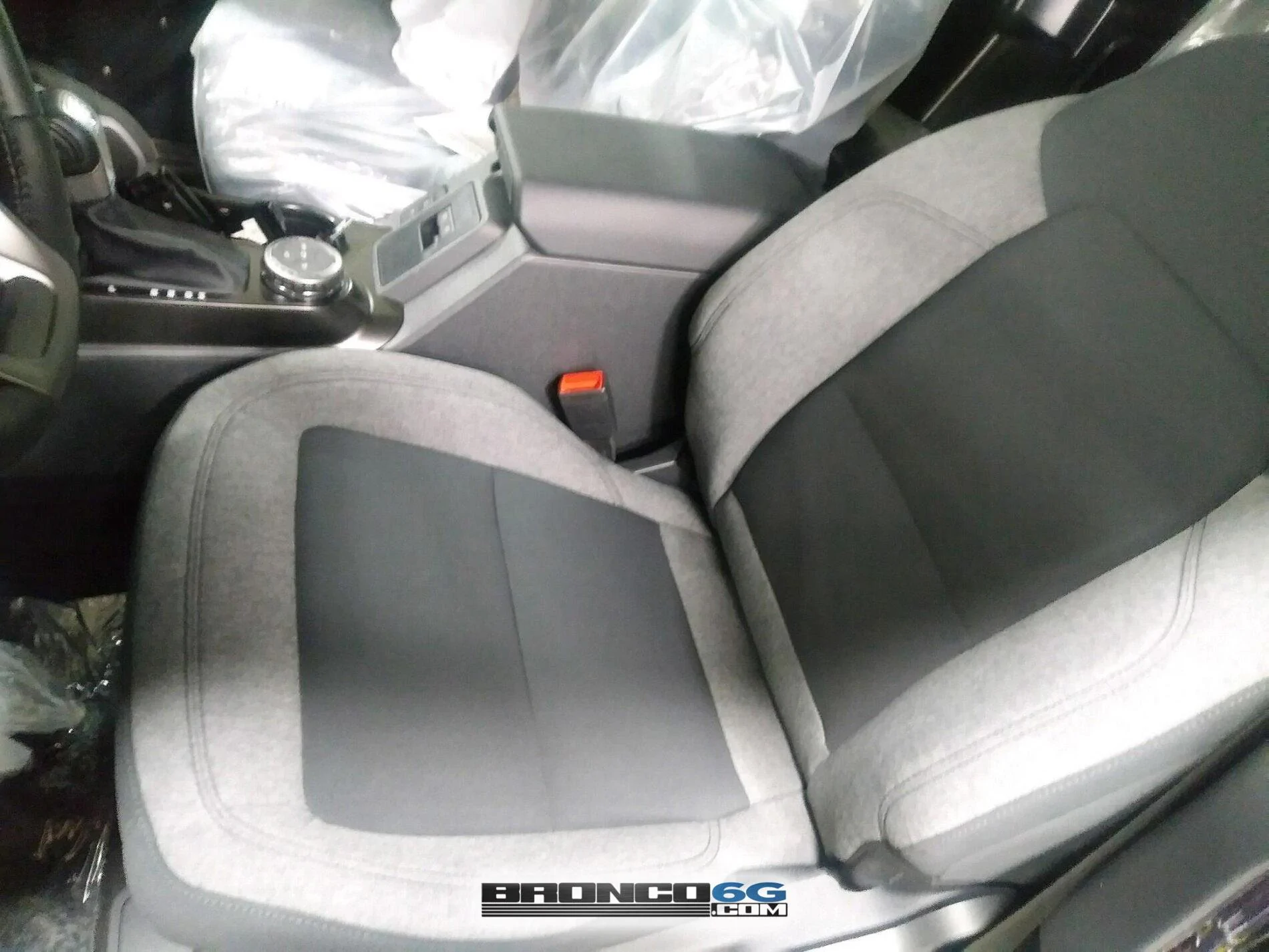 Ford Bronco 60+ Bronco Interior + Exterior Pics From Factory (by The Stig) 2021 Bronco interior factory production line photos 27