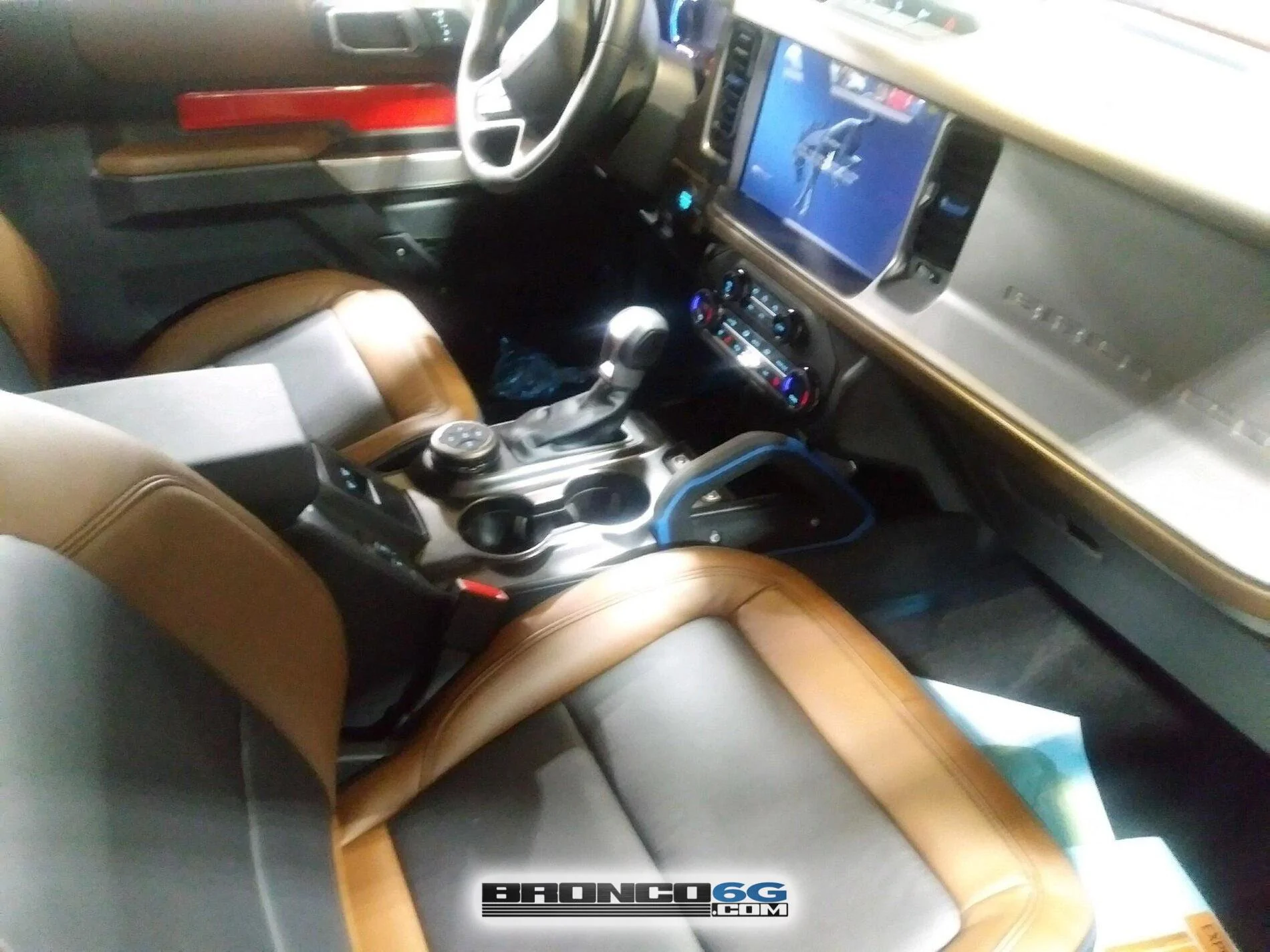 Ford Bronco 60+ Bronco Interior + Exterior Pics From Factory (by The Stig) 2021 Bronco Outer Banks Leather interior factory production line photos 34