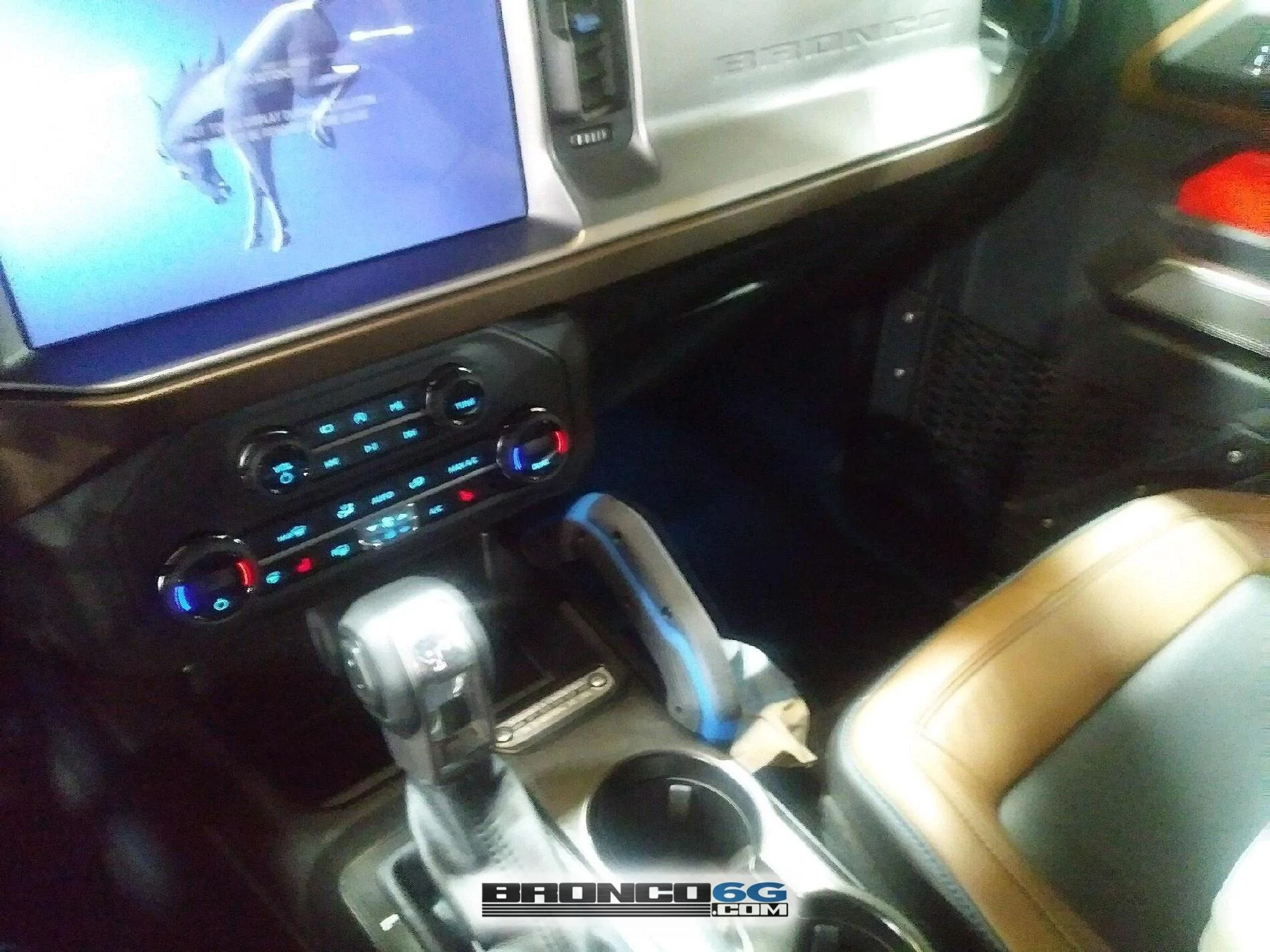 Ford Bronco 60+ Bronco Interior + Exterior Pics From Factory (by The Stig) 2021 Bronco Outer Banks Leather  interior factory production line photos 37