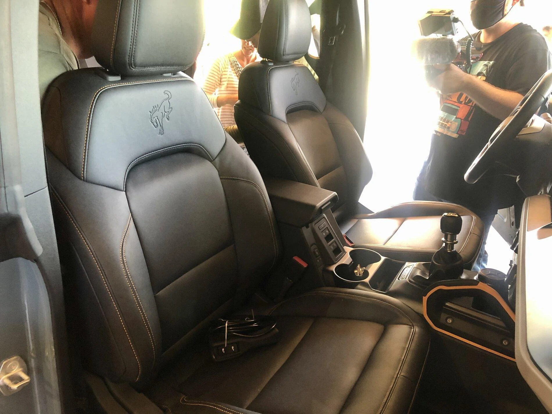 Ford Bronco 60+ Bronco Interior + Exterior Pics From Factory (by The Stig) 70CFA2E0-4CDA-4F9A-AA0D-58642AD82F3F