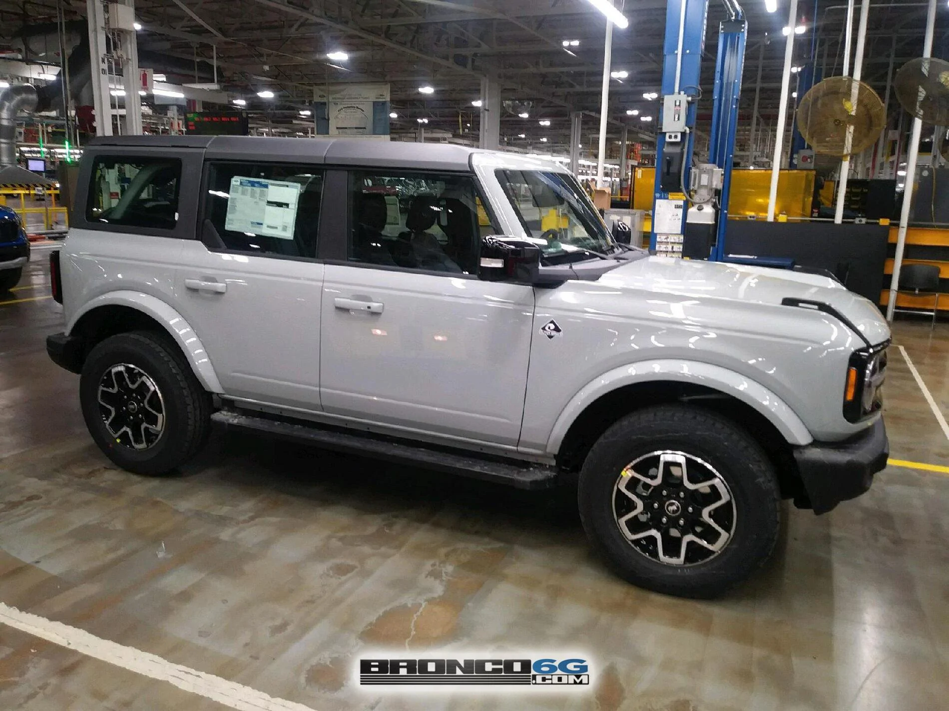 Ford Bronco 30+ Bronco Factory Pics: Navy Pier Interior, Bronze Dashboard, Base Antimatter Blue + More by The Stig ??️? Iconic Silver Outer Banks 4-Door 2021 Ford Bronco Production Factory Exterior Interior 1