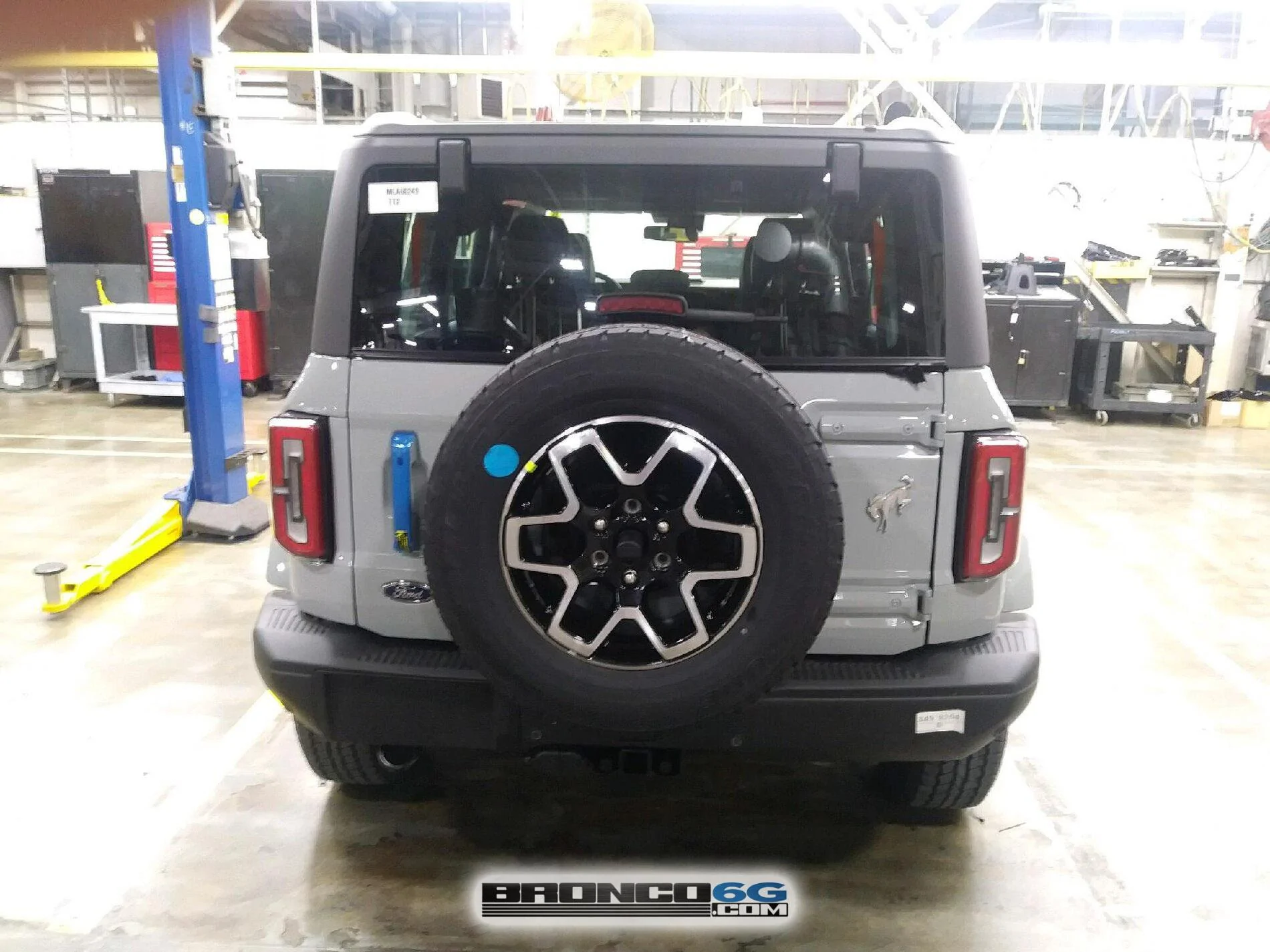 Ford Bronco 30+ Bronco Factory Pics: Navy Pier Interior, Bronze Dashboard, Base Antimatter Blue + More by The Stig ??️? Iconic Silver Outer Banks 4-Door 2021 Ford Bronco Production Factory Exterior Interior 3