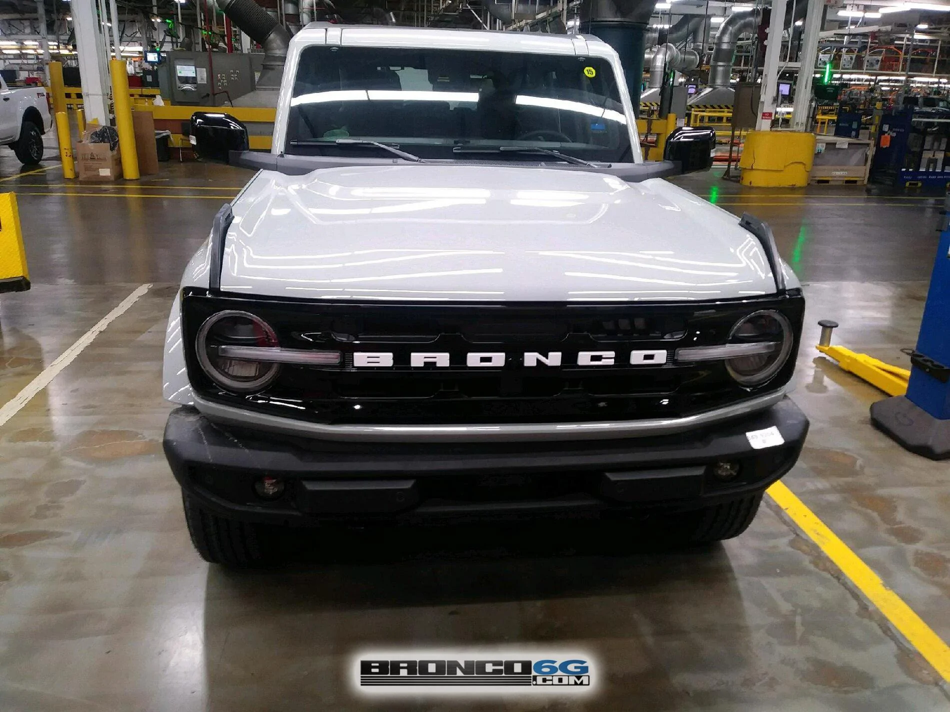 Ford Bronco 30+ Bronco Factory Pics: Navy Pier Interior, Bronze Dashboard, Base Antimatter Blue + More by The Stig ??️? Iconic Silver Outer Banks 4-Door 2021 Ford Bronco Production Factory Exterior Interior 5