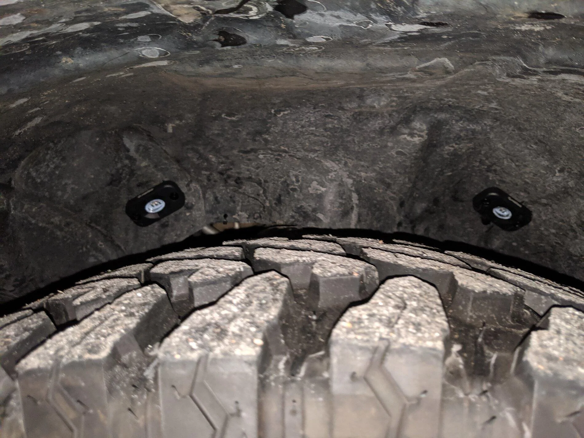 Ford Bronco Rock lights. Worth it getting installed from factory? IMG_20201218_171454