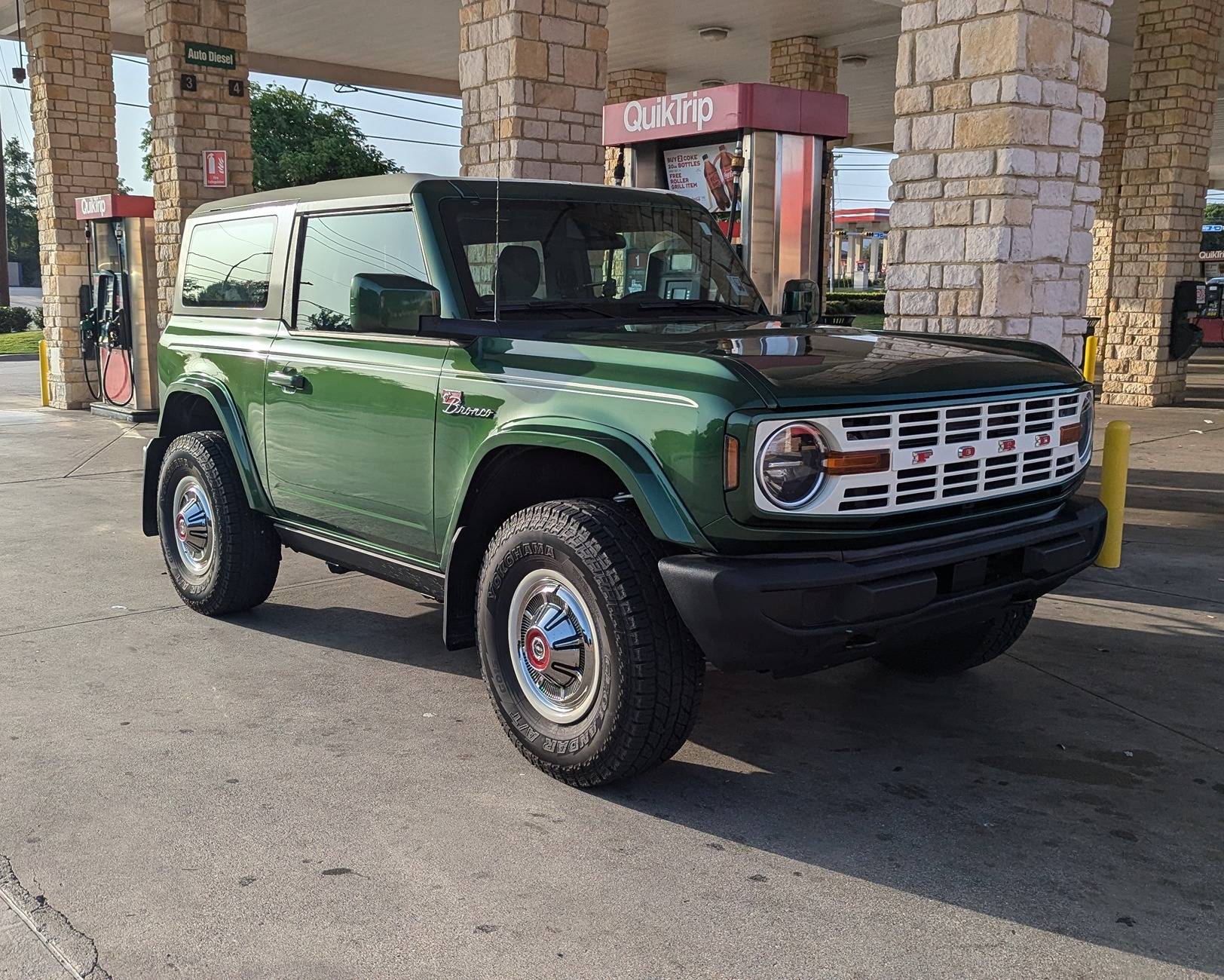 Ford Bronco Show us your installed wheel / tire upgrades here! (Pics) 1000008184