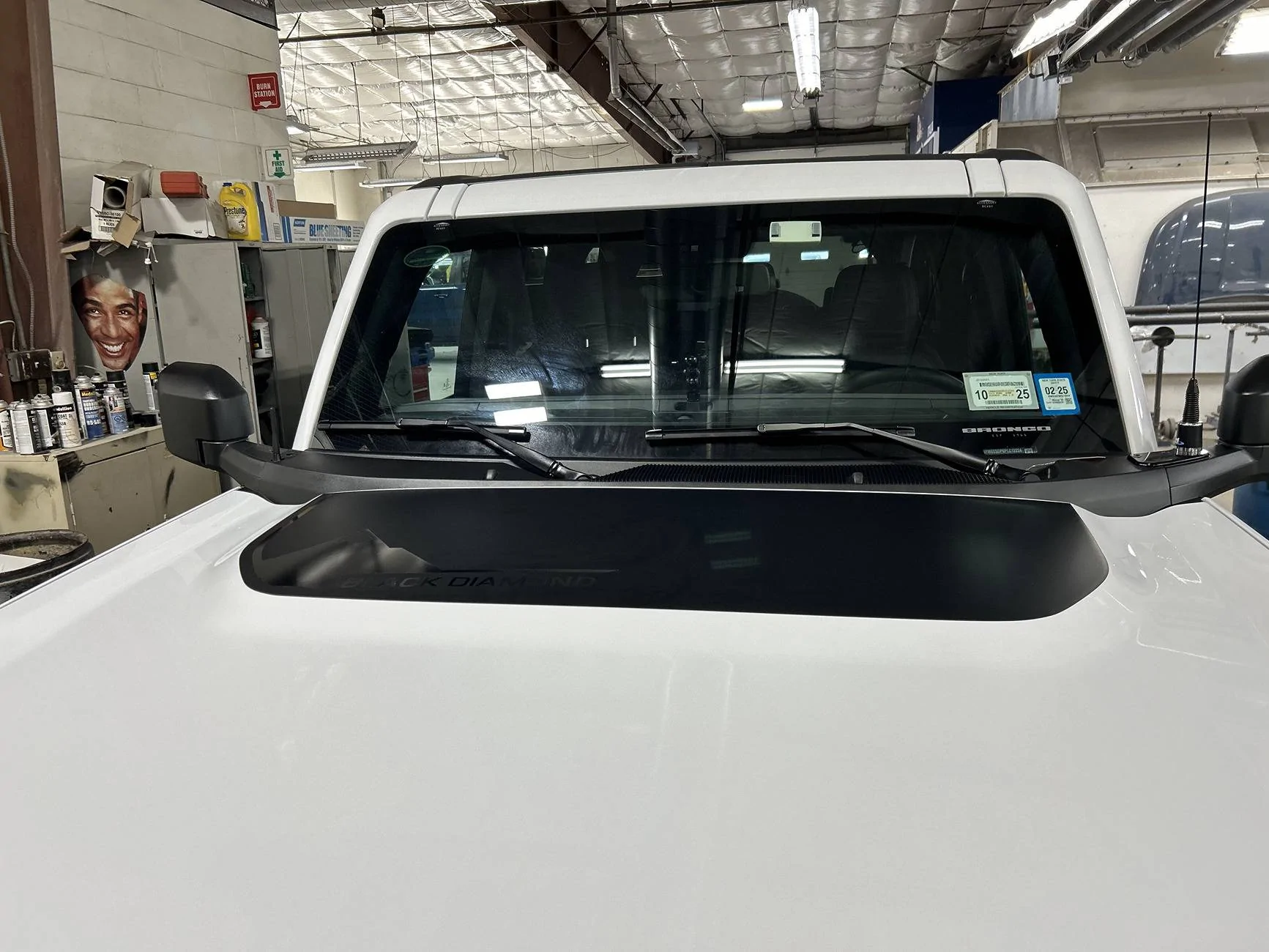 Ford Bronco Anyone have a hood decal? 2023 Bronco Hood Overlay