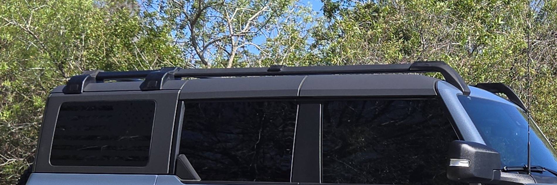 Ford Bronco Using rack to lift hard top Rack