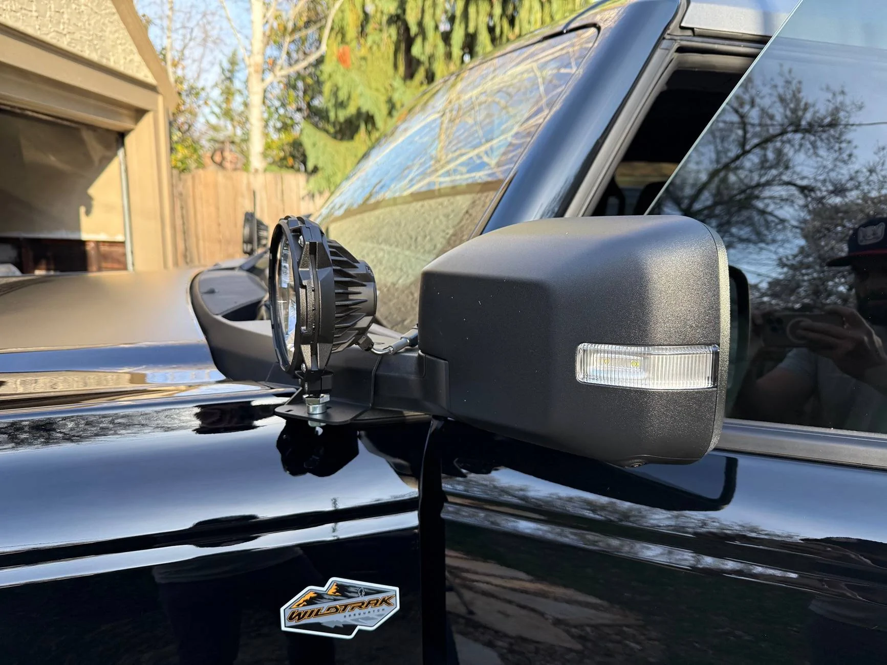 Ford Bronco KC Hilites Gravity Pro 6 + DV8 drop mount IMG_1289