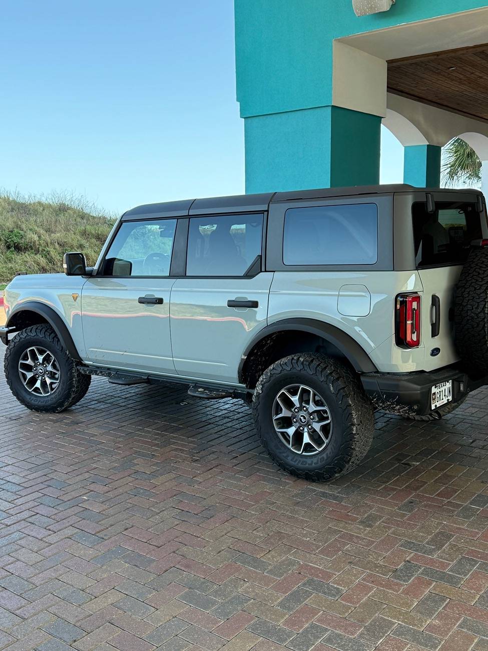 Ford Bronco CACTUS GRAY Bronco Club IMG_6864