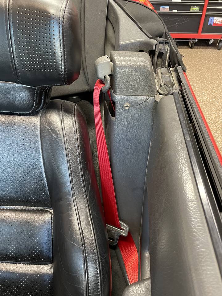Ford Bronco Robins Egg Blue Heritage LE gets matching seatbelts IMG_1999-X2
