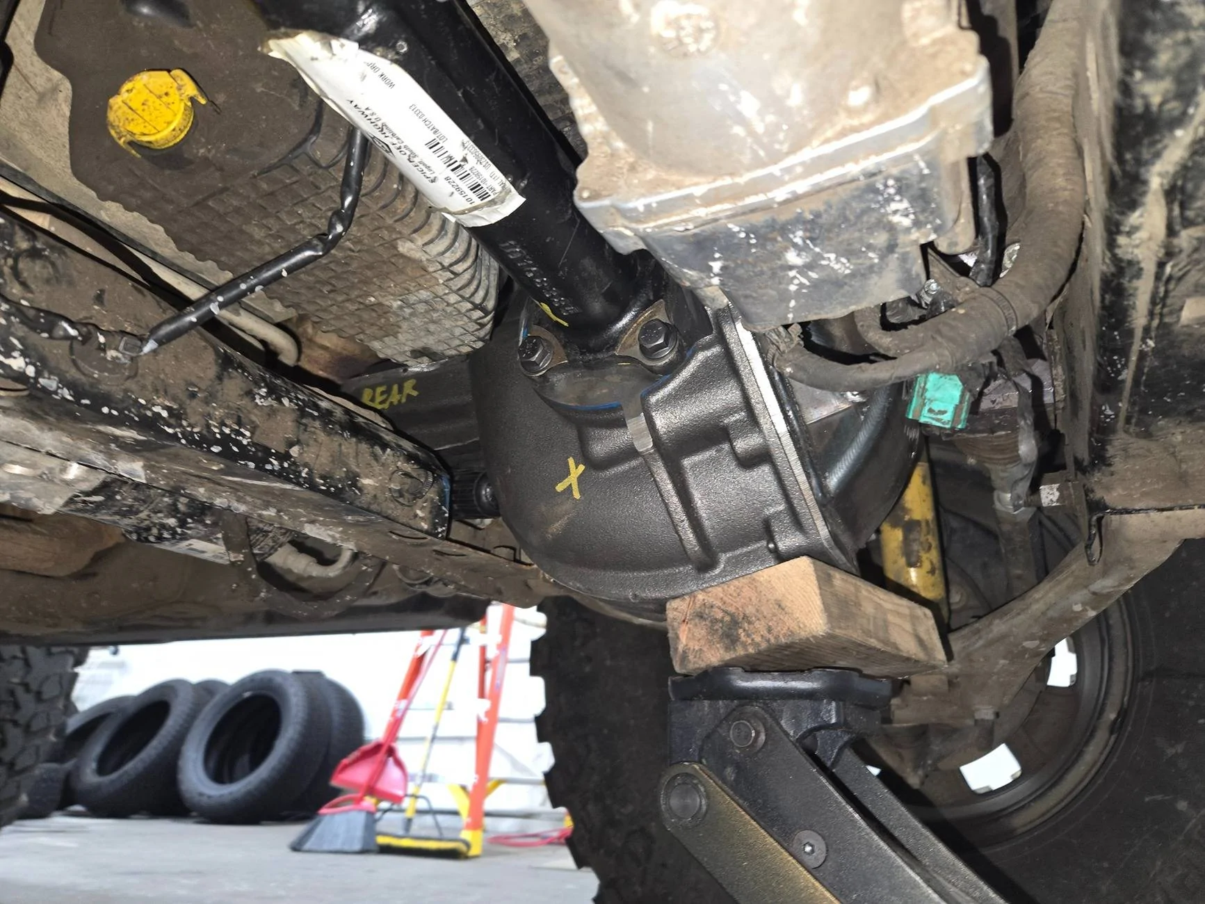 Ford Bronco Dana 60 FDU ....FITS with Extensive Modifications!!! 20250326_173447