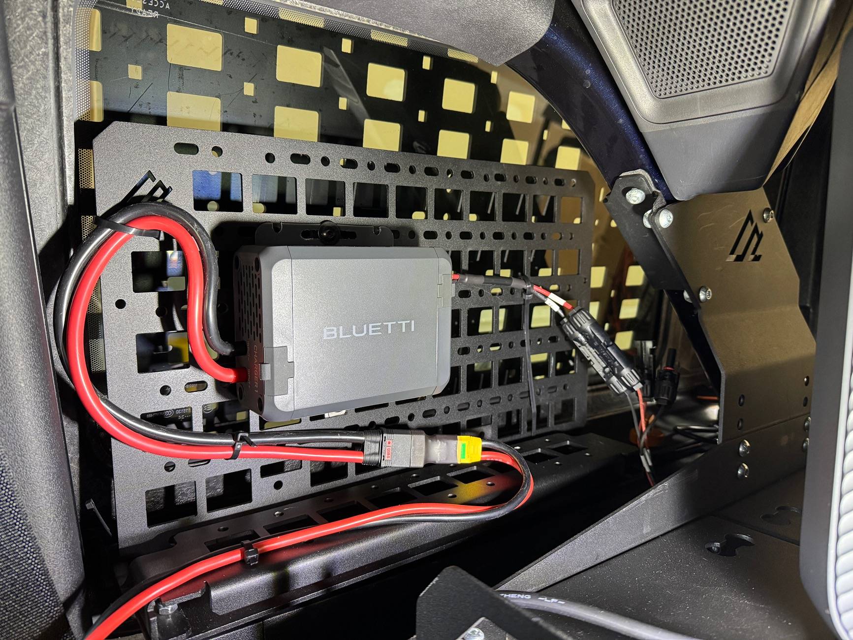 Ford Bronco 12V FRIDGE AND POWER BANK- HELP CALCULATING POWER CONSUMPTION AND BATTERY LIFE IMG_7960
