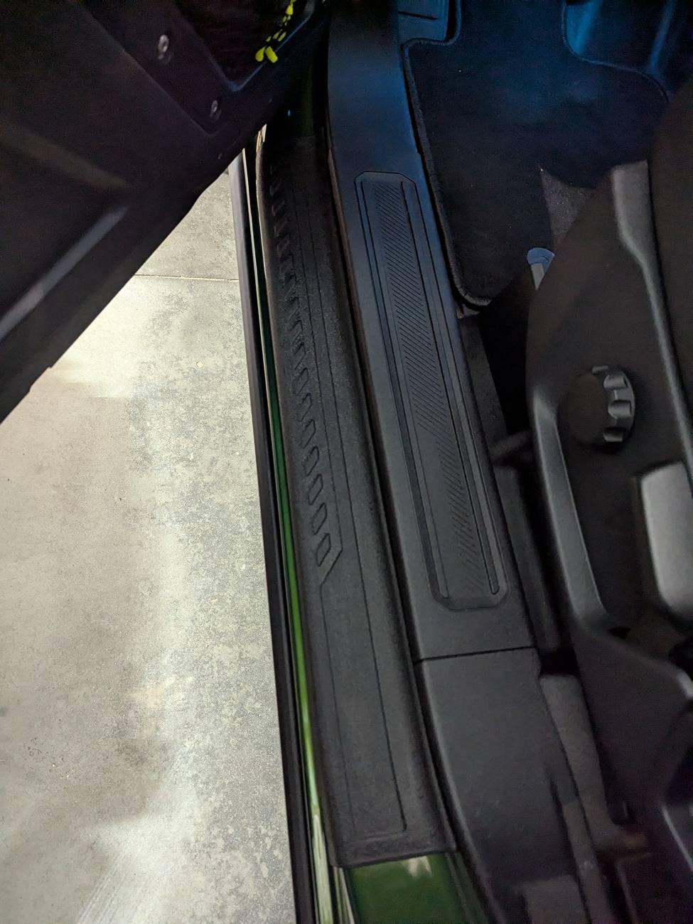 Ford Bronco Iceman's Lil Green Pony Build - 2024 Black Diamond Door_Sill