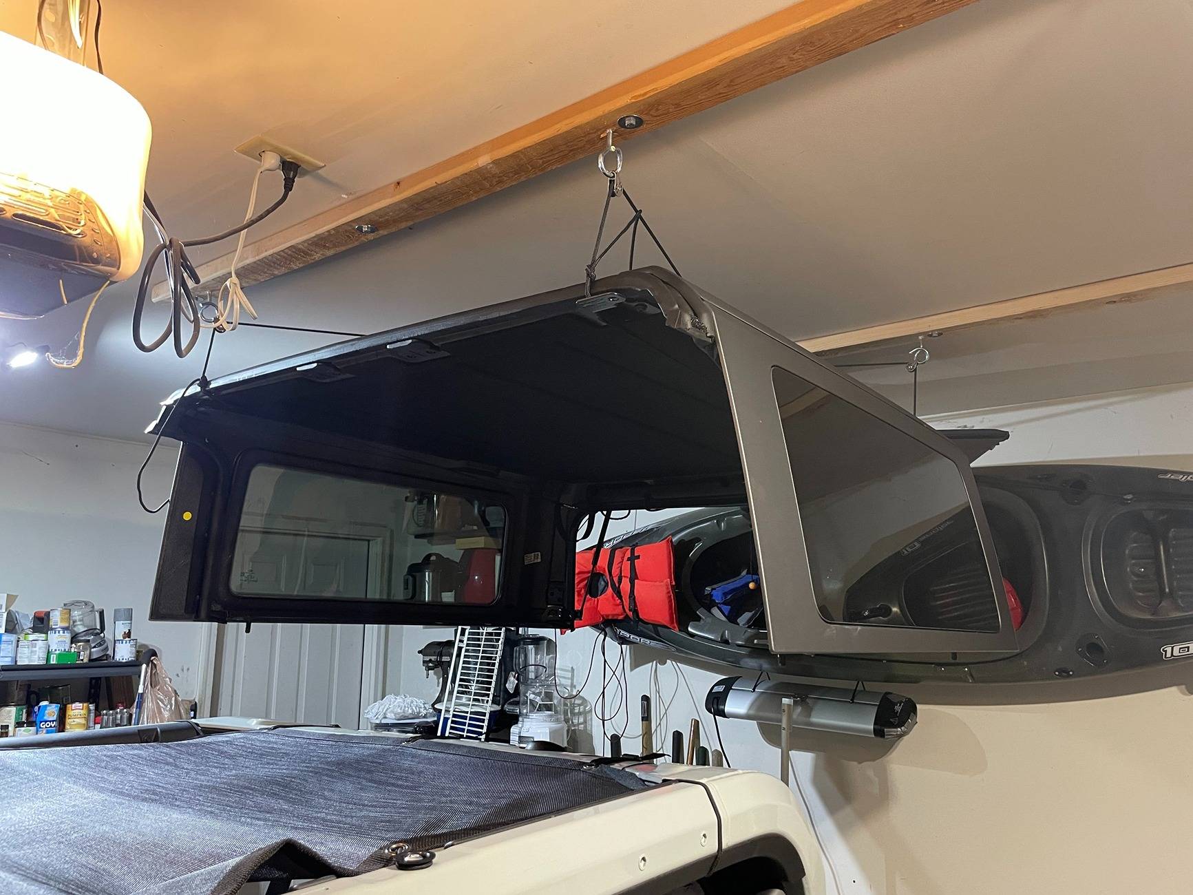 Ford Bronco My hard top garage pully system. IMG_6165