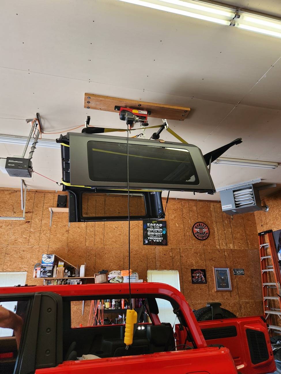 Ford Bronco My hard top garage pully system. 20230531_172012