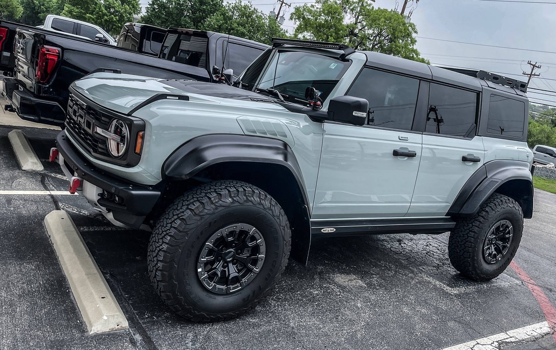 Ford Bronco Suggestions for lighting on Raptor bumper? IMG_7768
