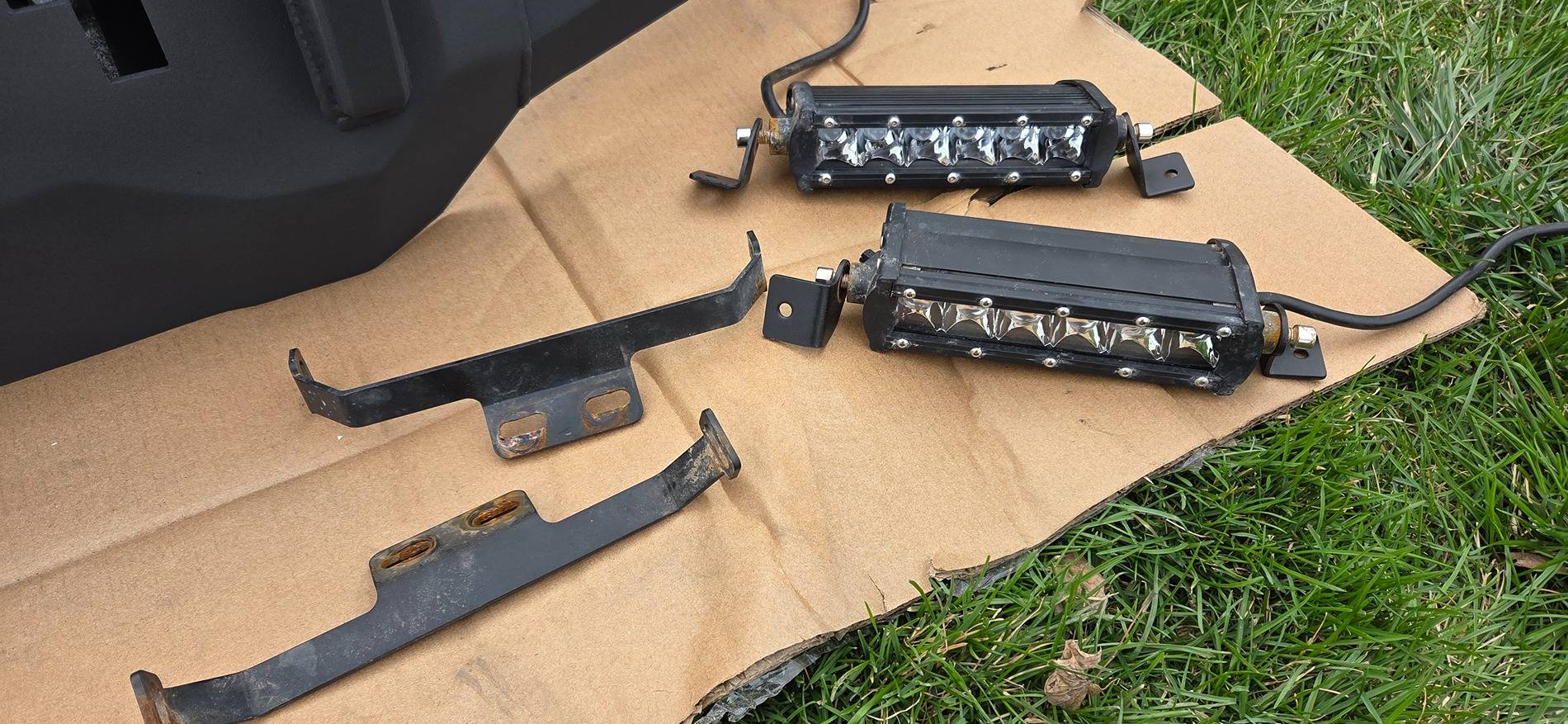 Ford Bronco 4wp front bumper and winch plate $200 20250404_175423