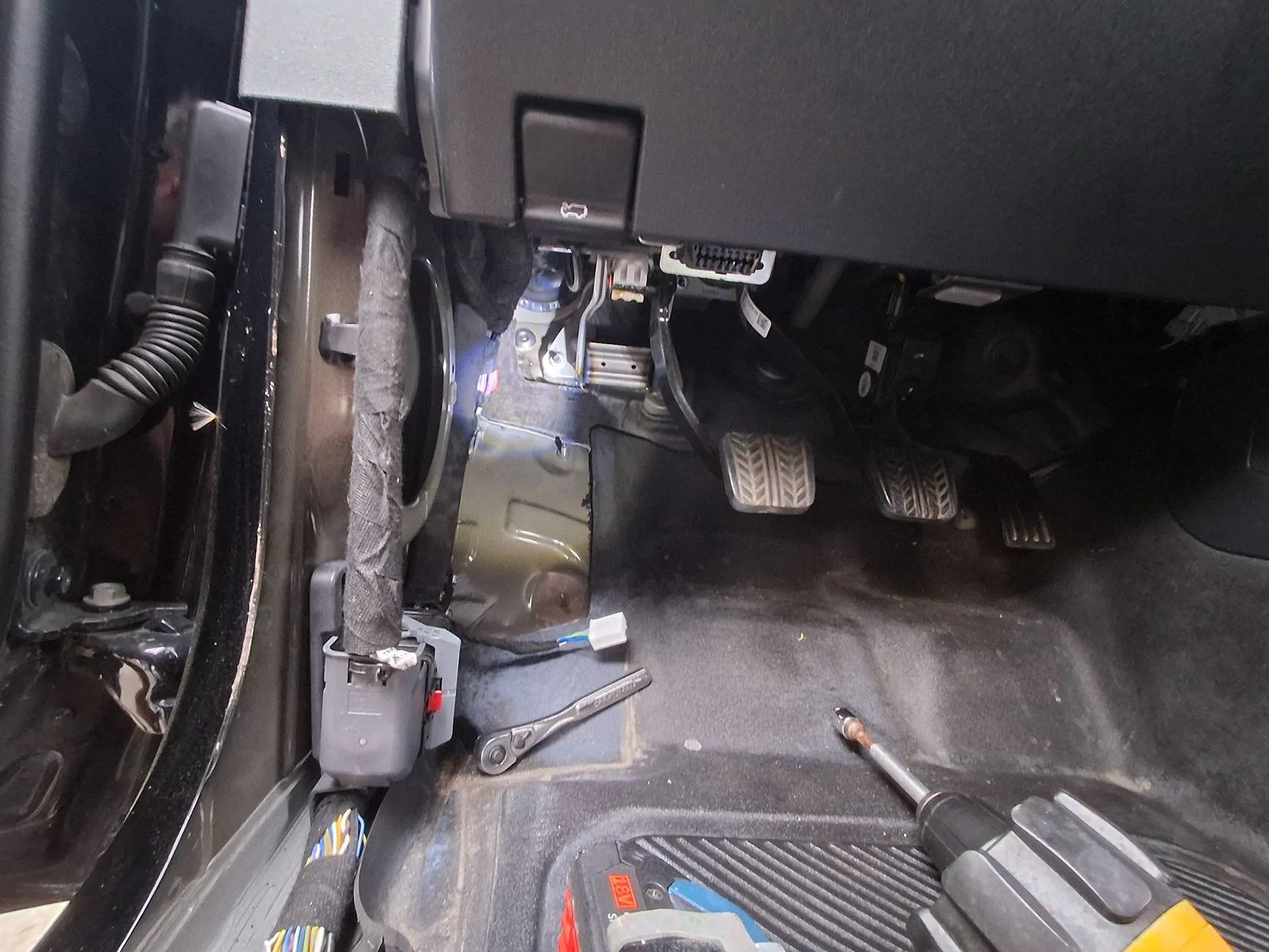 Ford Bronco Quick Audio Help...Manual Transmission 1000001080